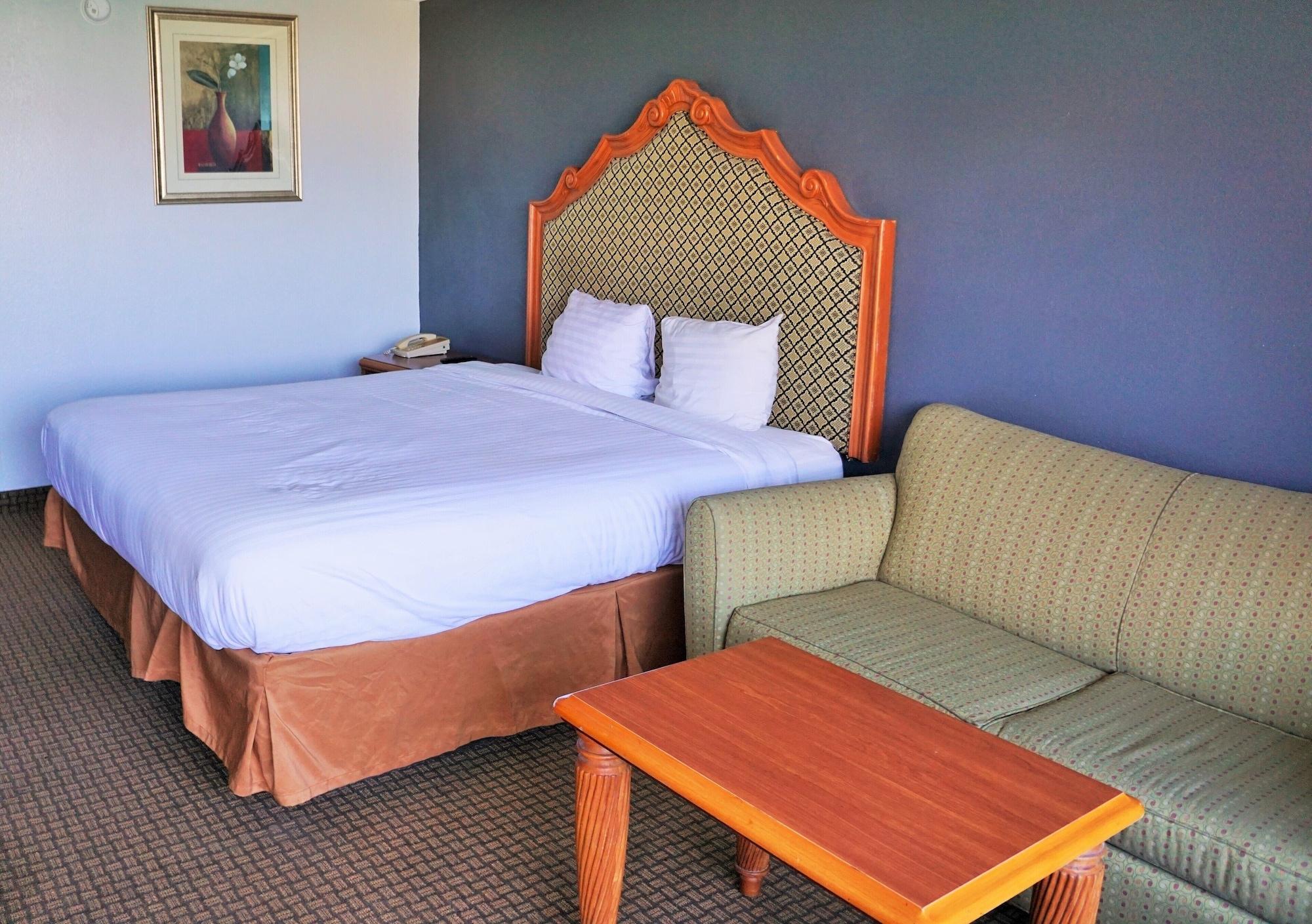 Hotel Elev8 Conroe Bagian luar foto